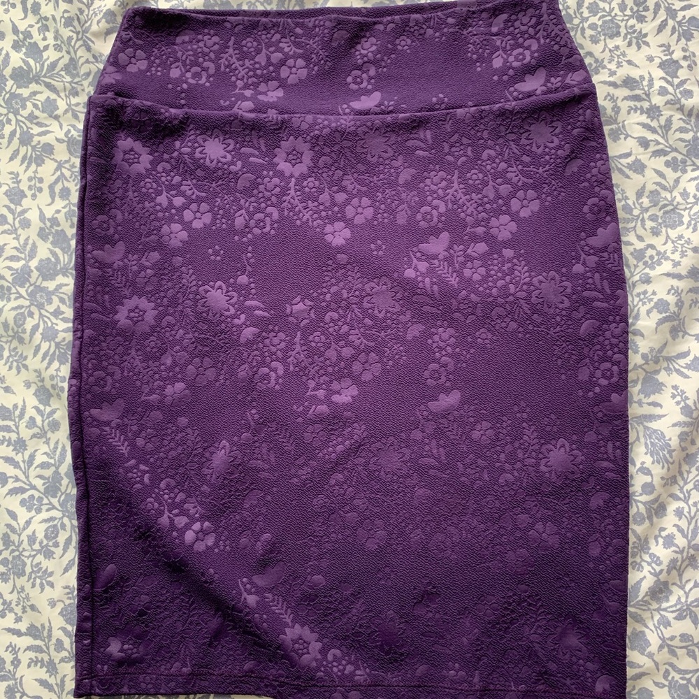 LuLaRoe Cassie pencil shirt